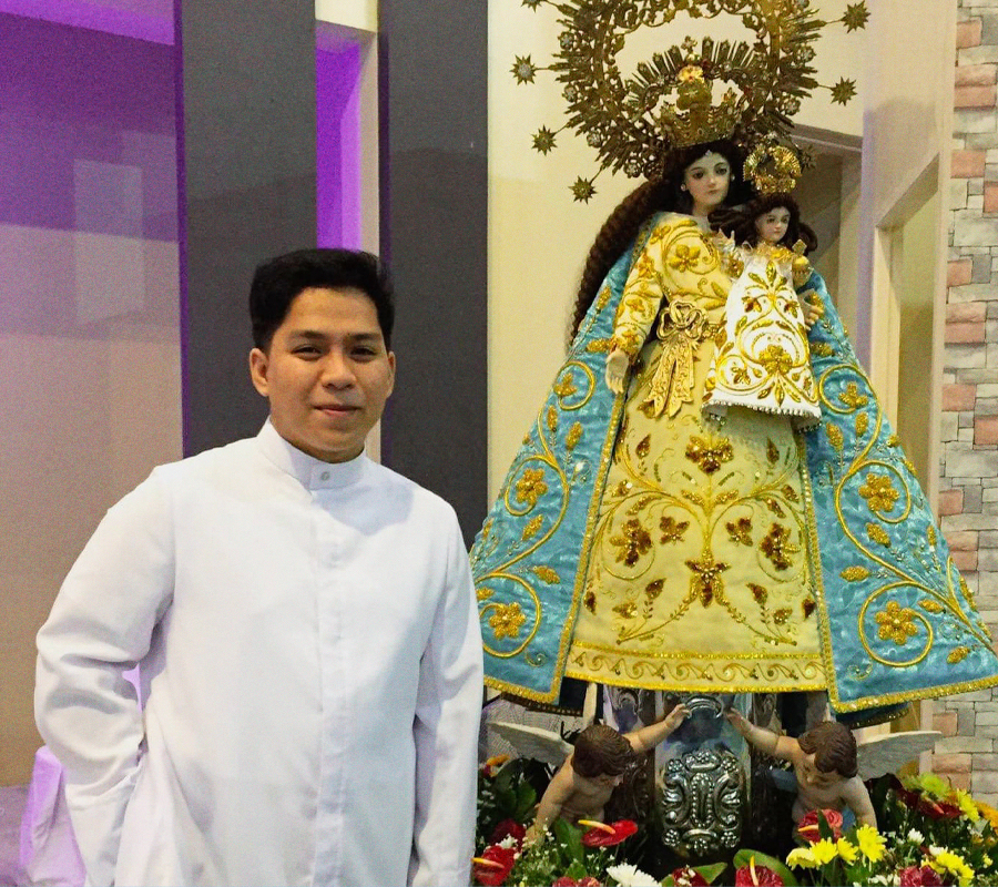 Un seminarista de Filipinas con mucha sed de Dios 2 Sed de Dios