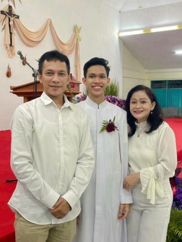 Dimas seminarista de Indonesia, cuenta cómo su madre, musulmana, se convirtió 2 Dimas Kusuma Wijaya indonesia